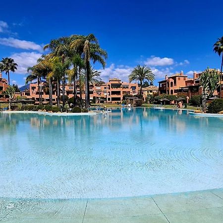 Alhambra Del Golf - Guadalmina Apartment Estepona Bagian luar foto