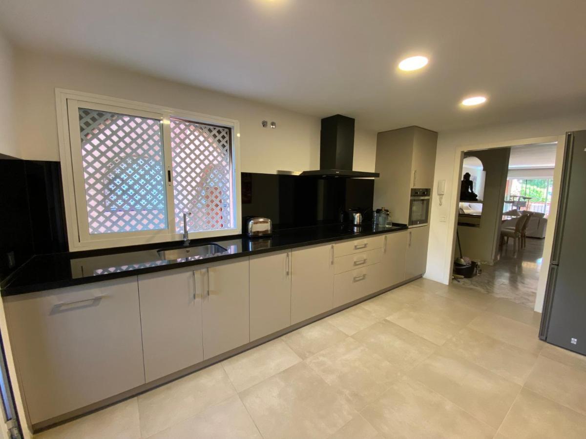 Alhambra Del Golf - Guadalmina Apartment Estepona Bagian luar foto